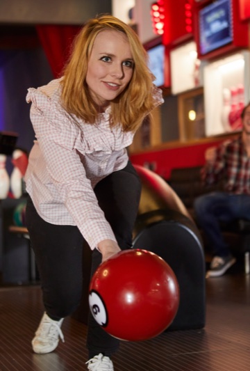 AMF-bowling_portrait_360x533.jpg